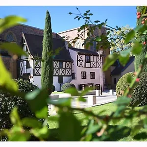 La Maison Rose, Chaleureuse Et Luxueuse Roanne